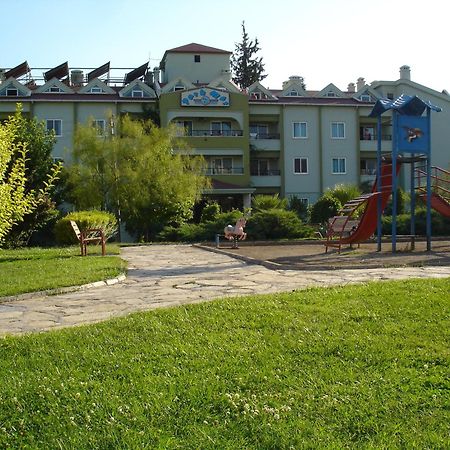 מרמריס Parkmar Apart מראה חיצוני תמונה