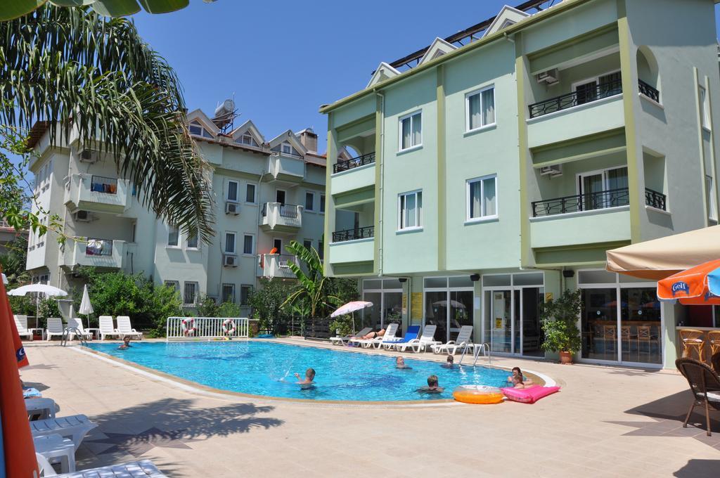 מרמריס Parkmar Apart מראה חיצוני תמונה